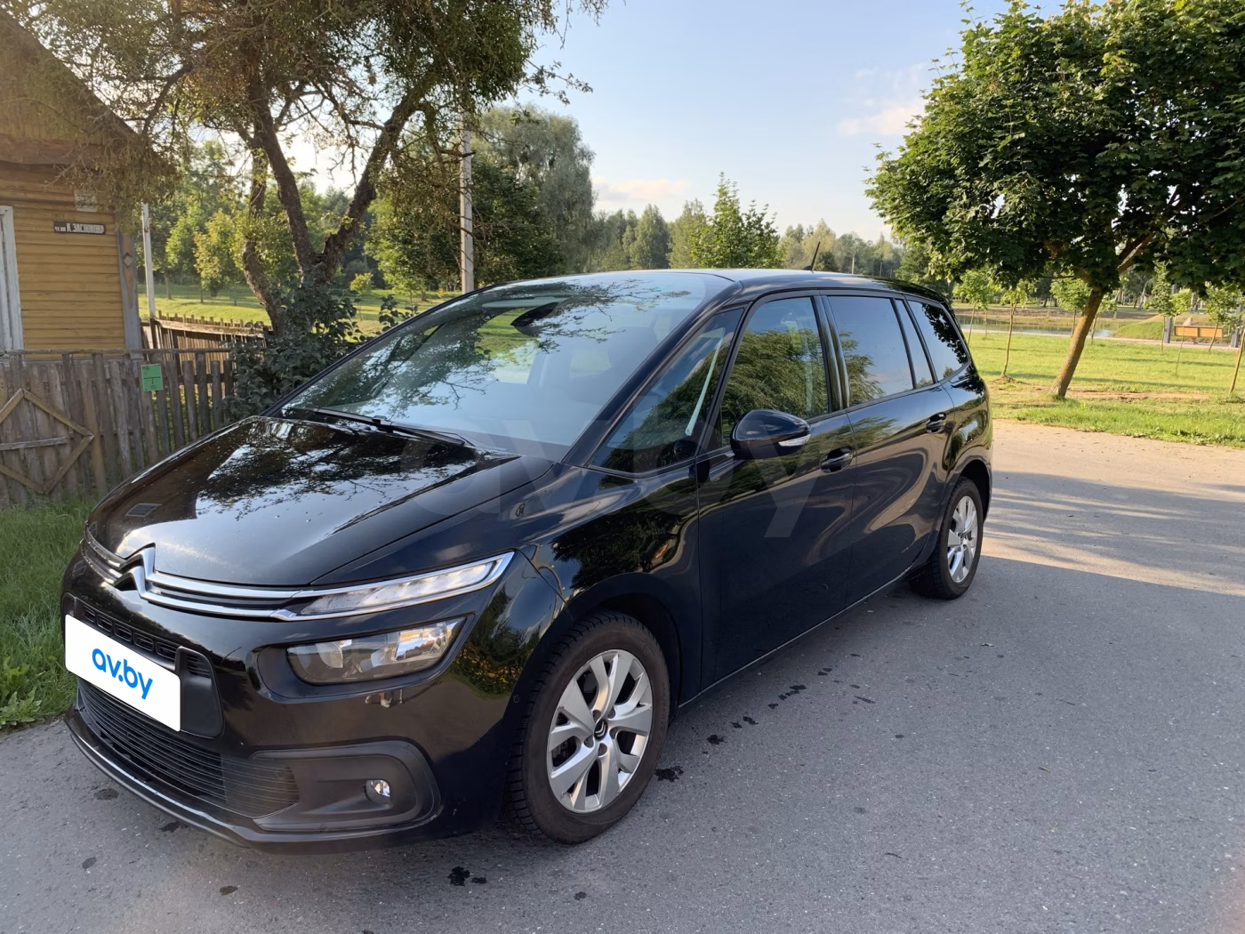 Citroen C4 Grand Spacetourer фото 3