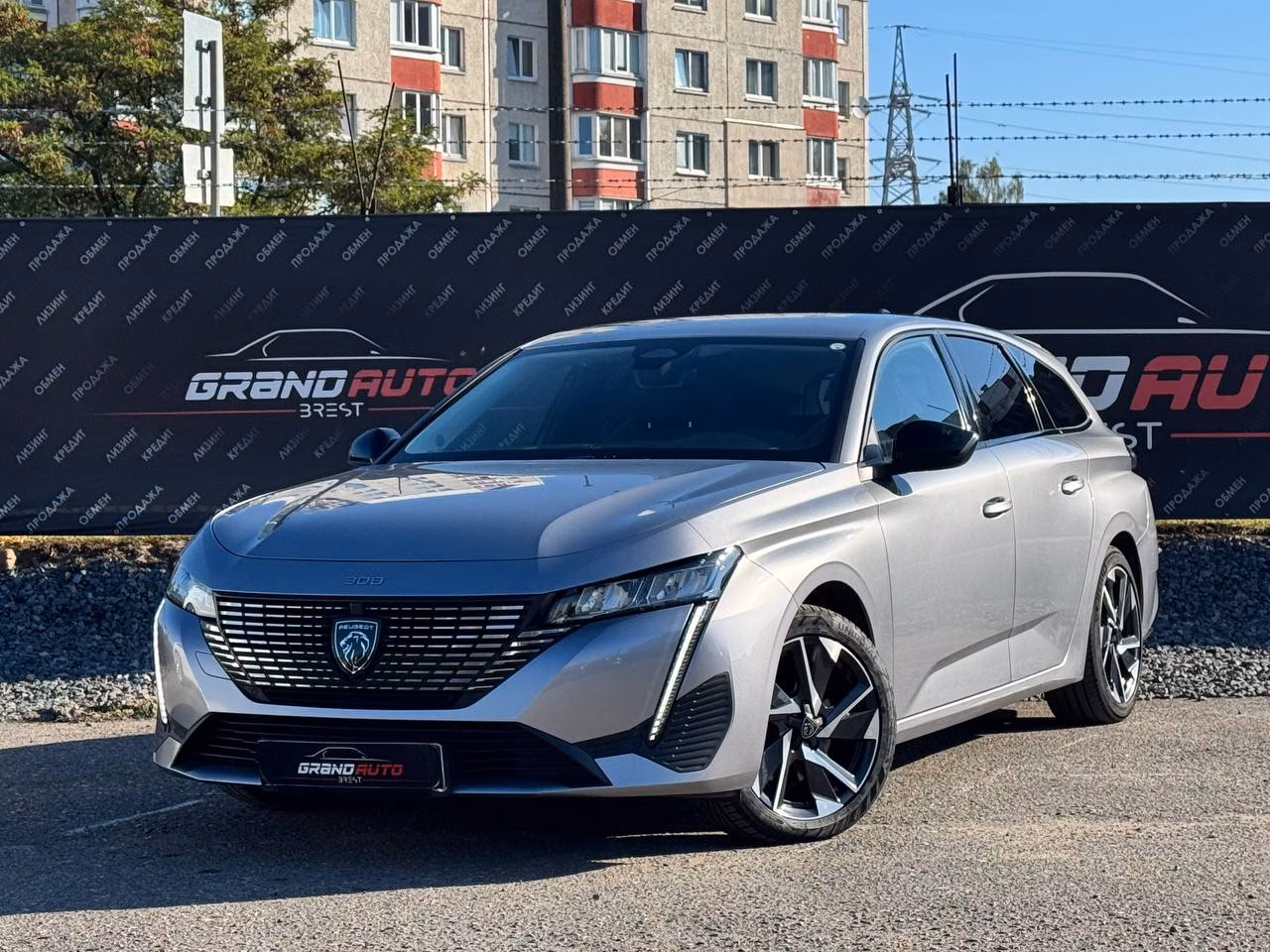 Peugeot 308 фото 2