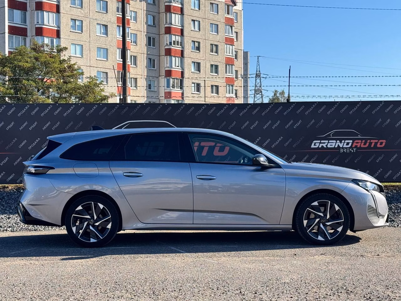 Peugeot 308 фото 6