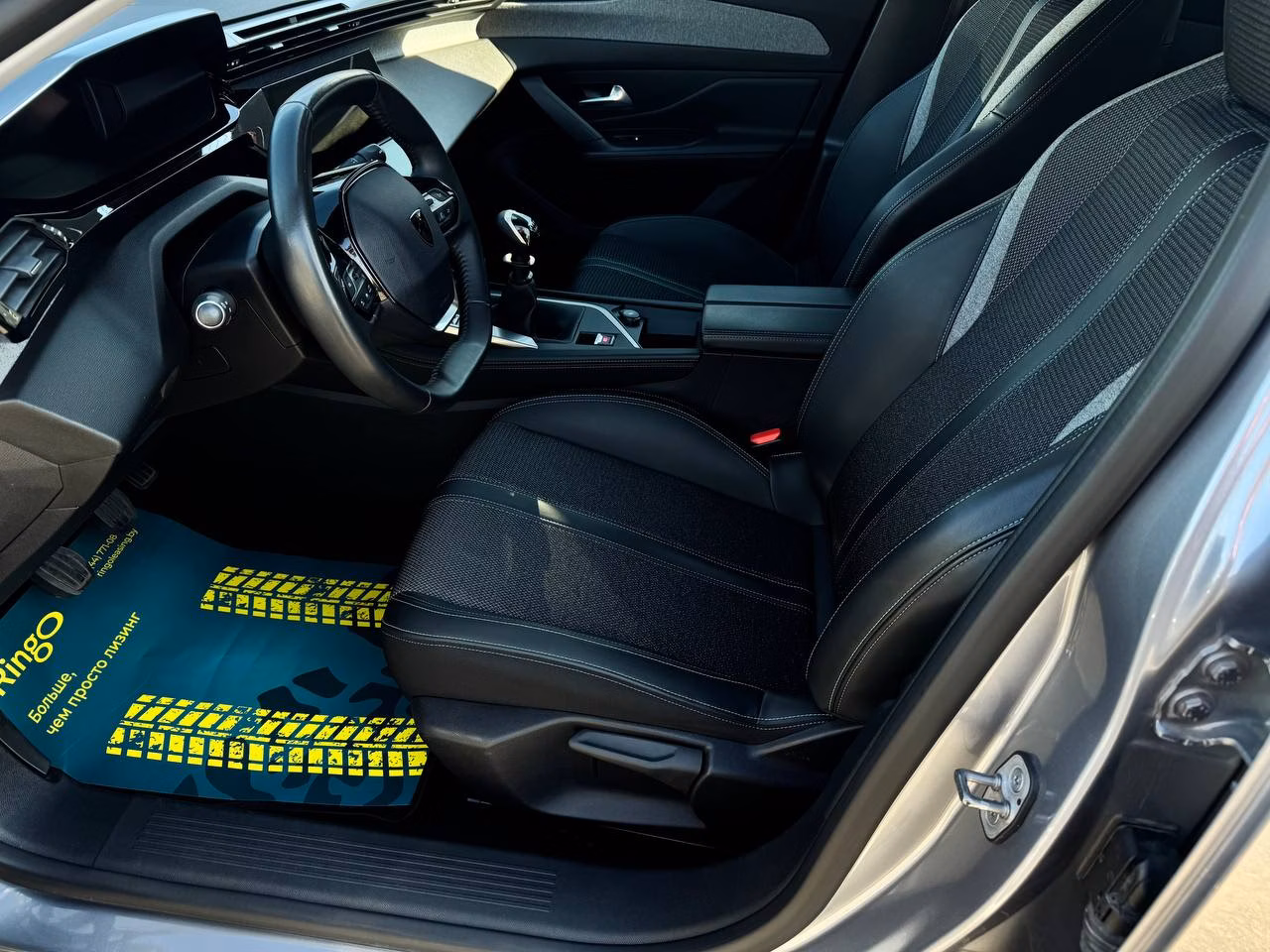 Peugeot 308 фото 8