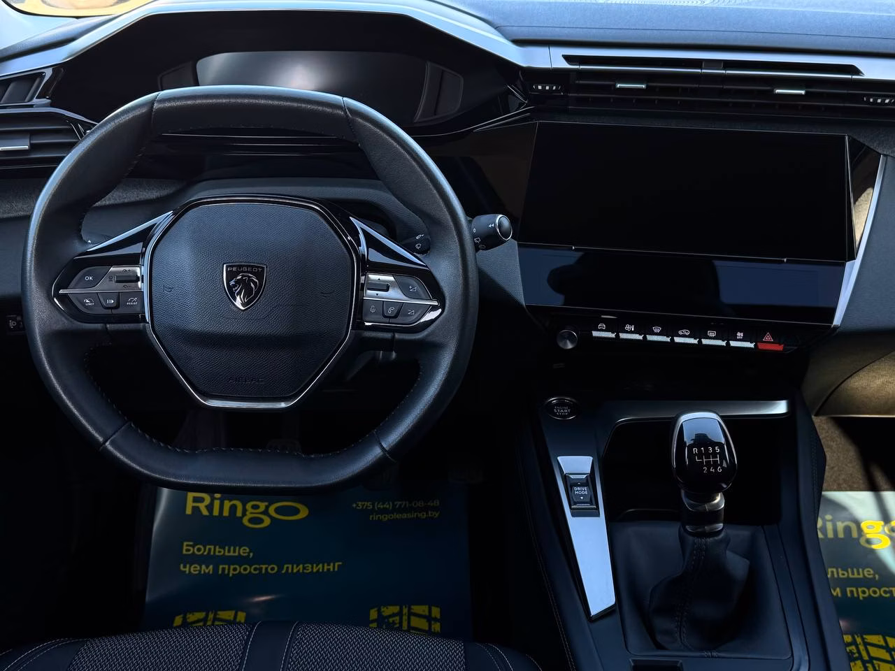 Peugeot 308 фото 11
