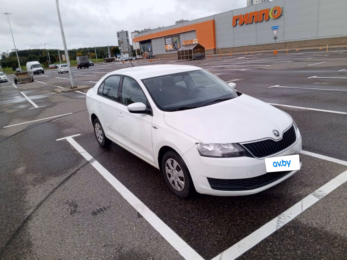 Skoda Rapid фото 2