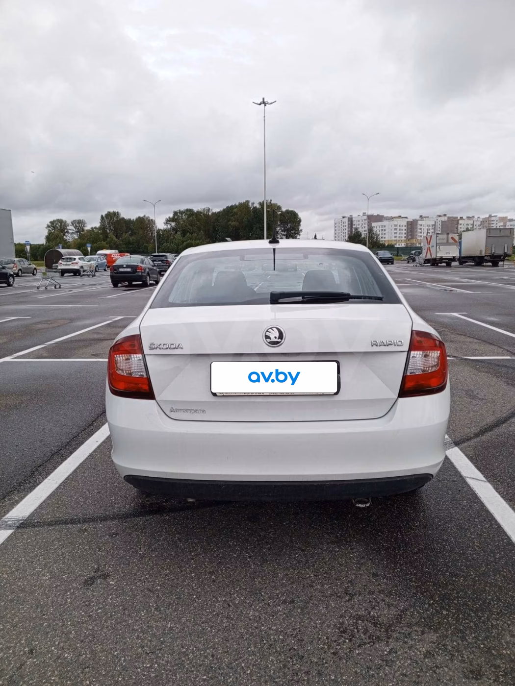 Skoda Rapid фото 4