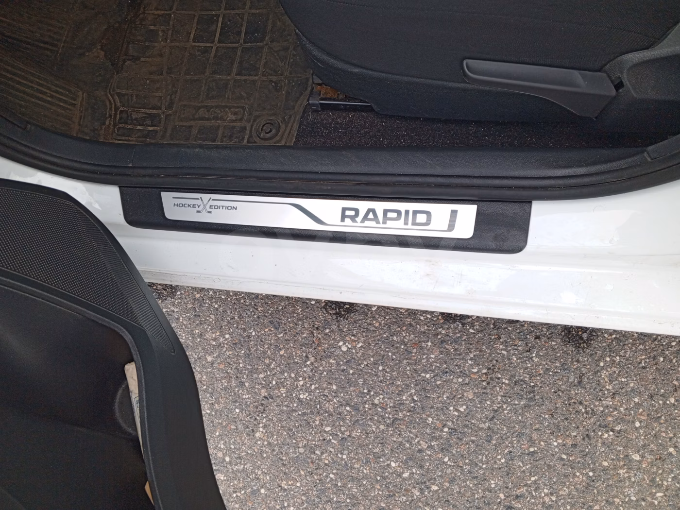 Skoda Rapid фото 13
