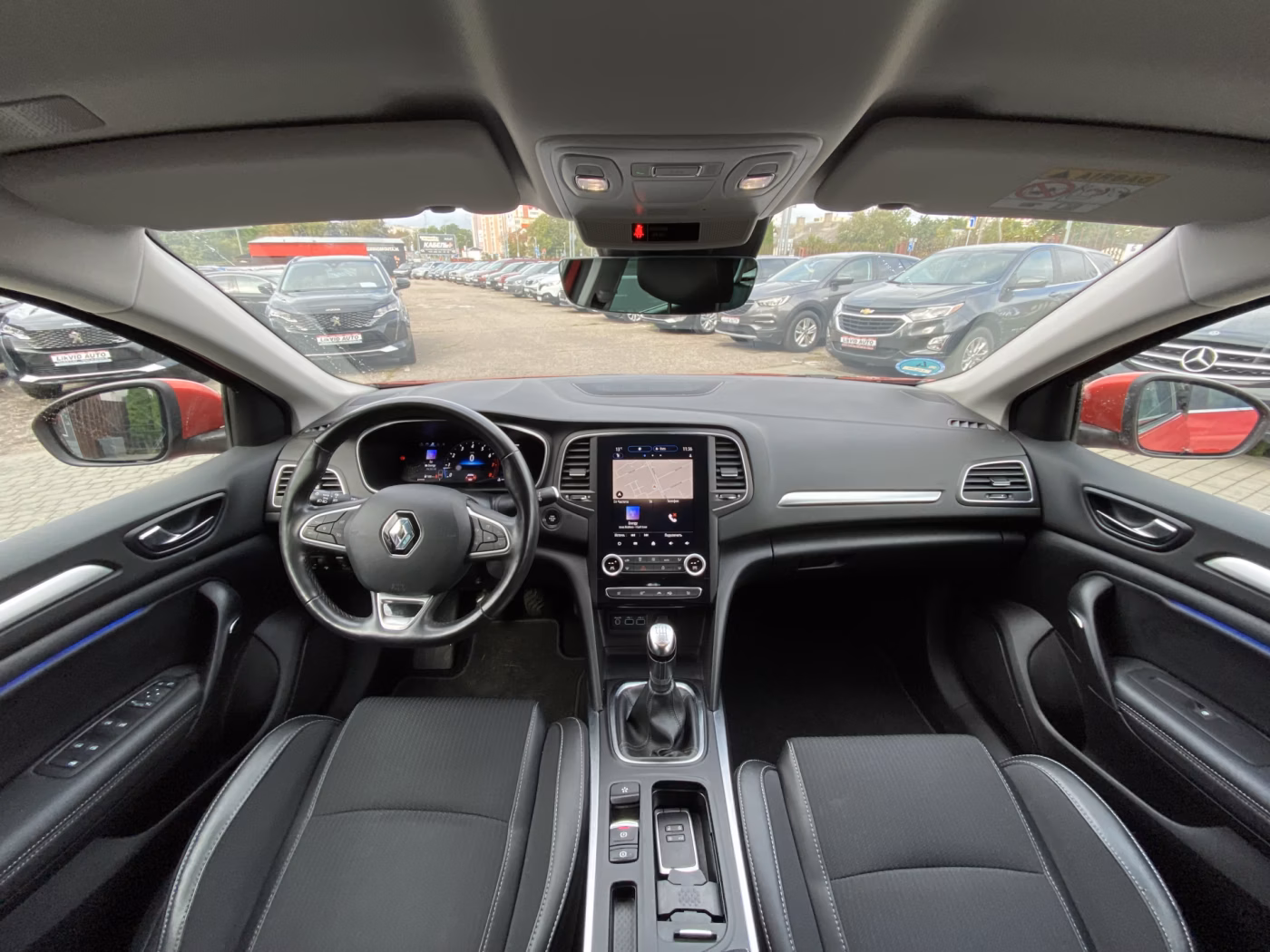 Renault Megane фото 11