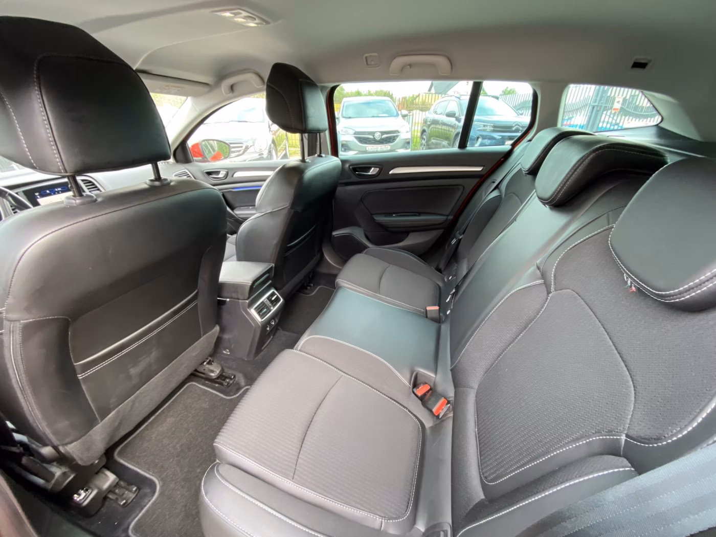 Renault Megane фото 13