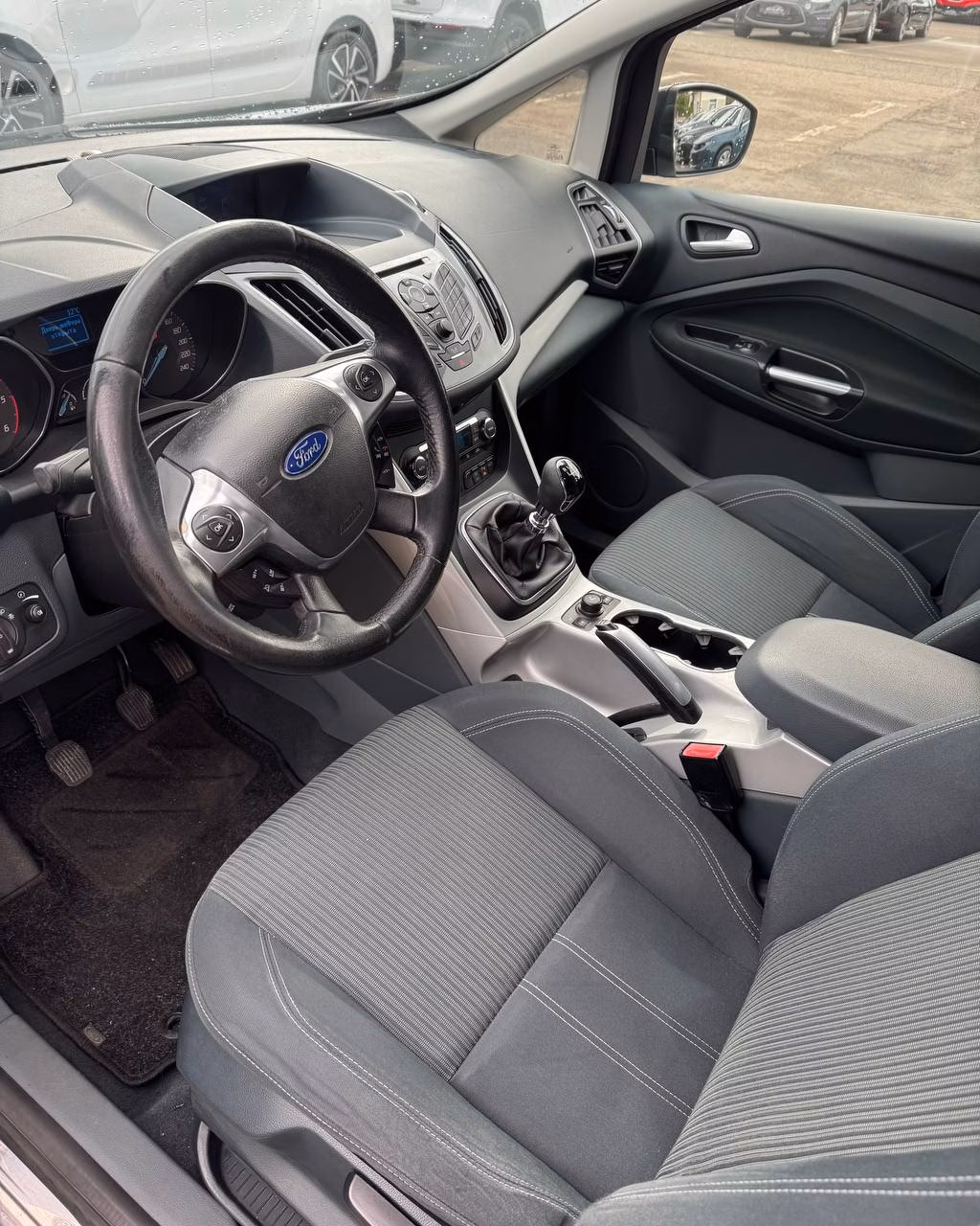 Ford Grand C-Max фото 9