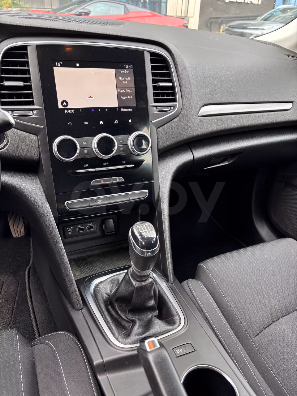 Renault Megane фото 11