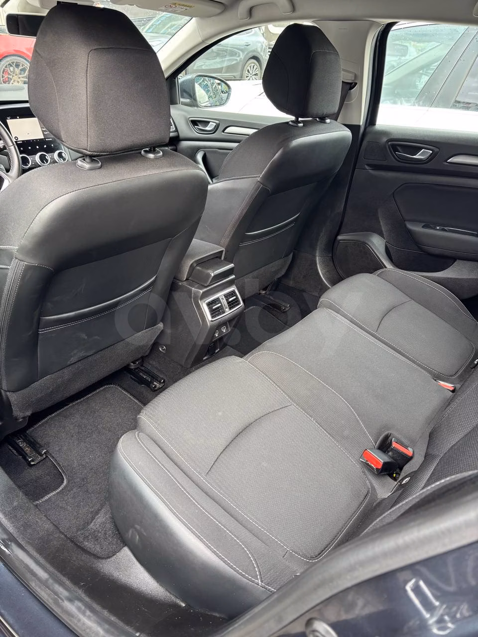 Renault Megane фото 13