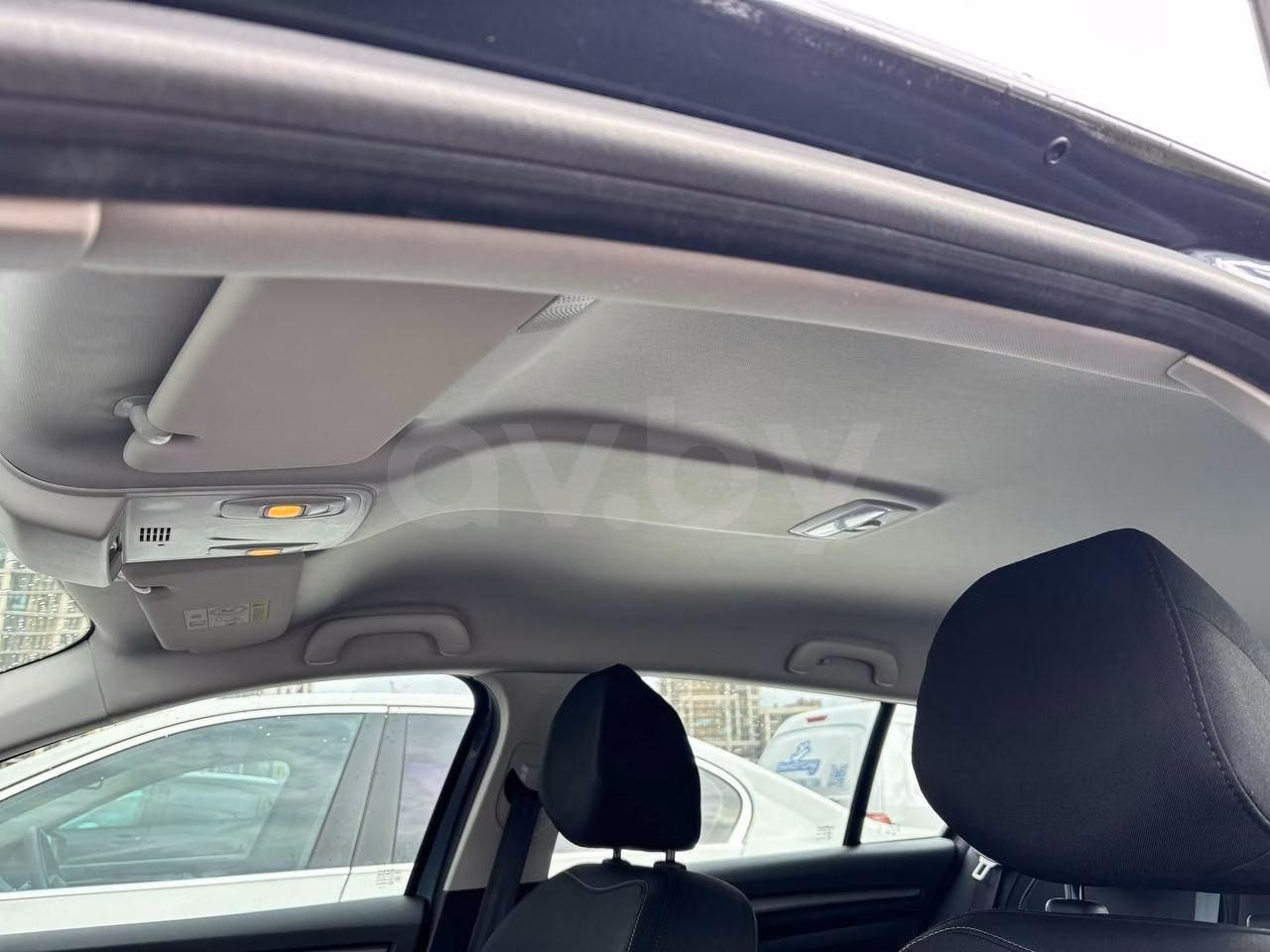 Renault Megane фото 14