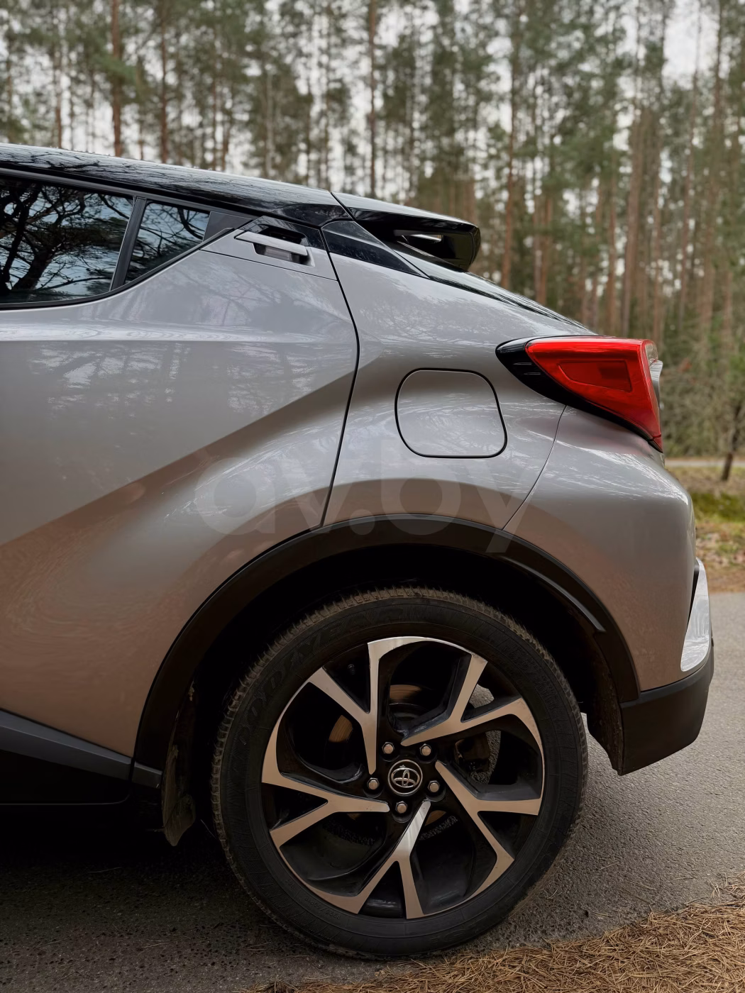Toyota C-HR фото 5