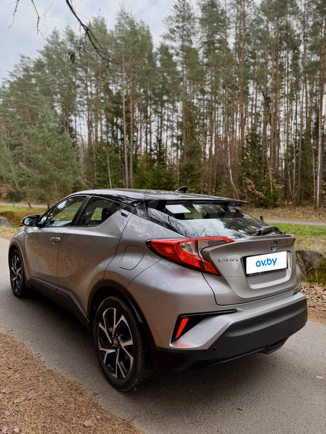 Toyota C-HR фото 8