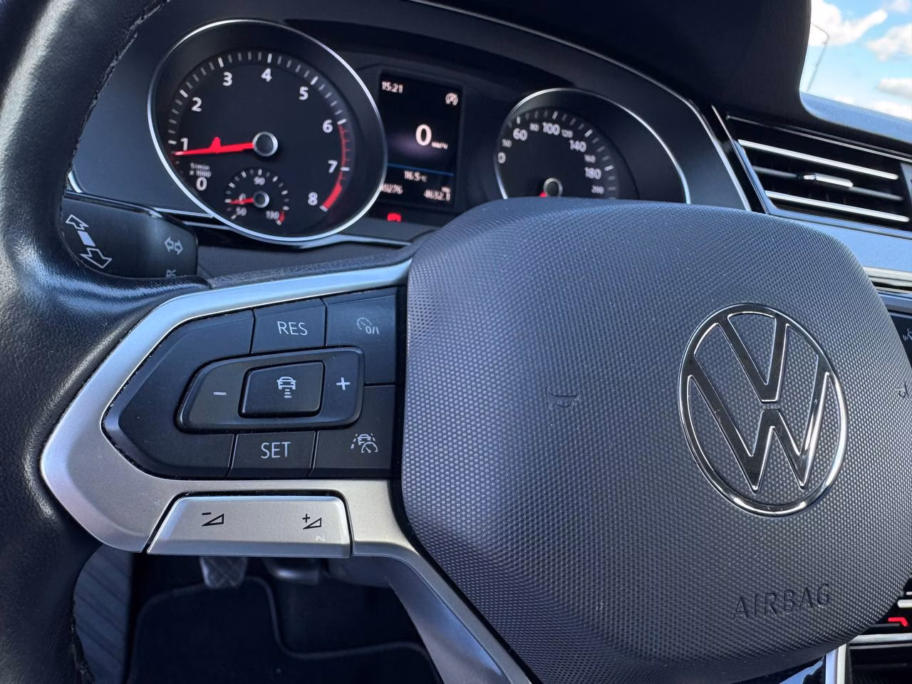 Volkswagen Passat фото 14