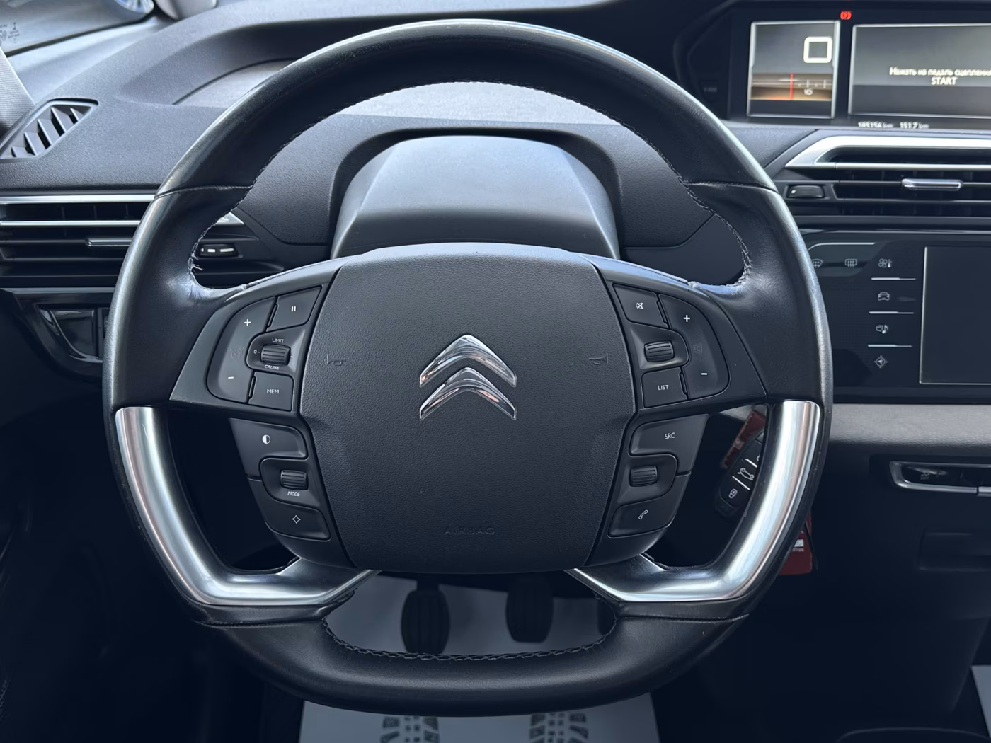 Citroen C4 Picasso фото 12