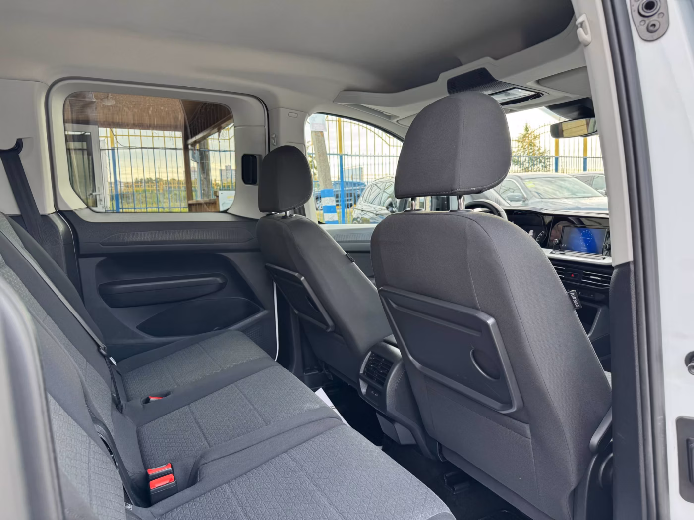 Ford Tourneo Connect фото 13