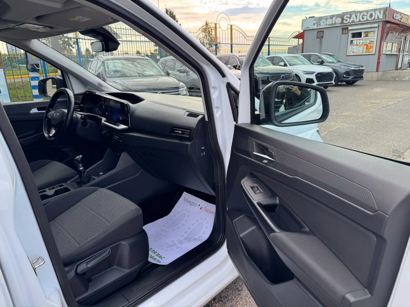 Ford Tourneo Connect фото 14
