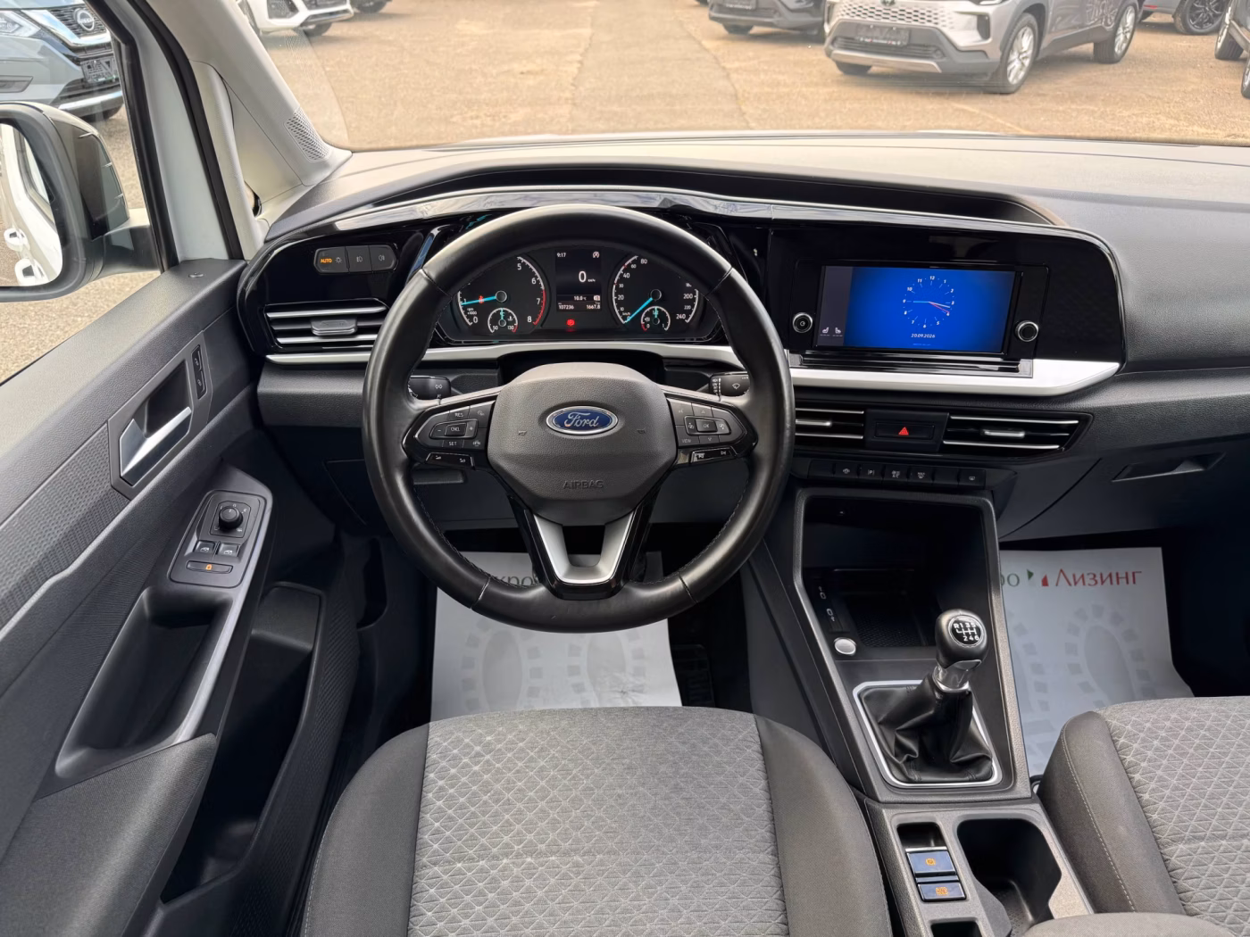 Ford Tourneo Connect фото 15
