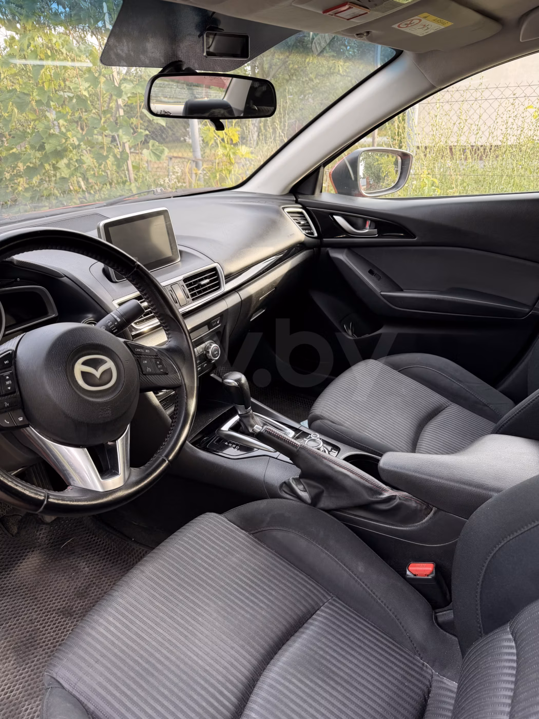 Mazda 3 фото 11