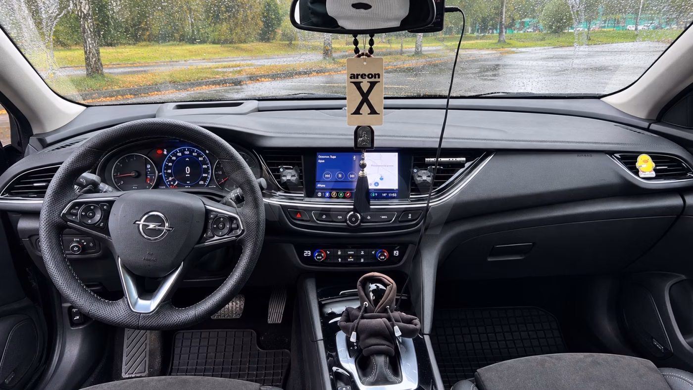 Opel Insignia фото 7