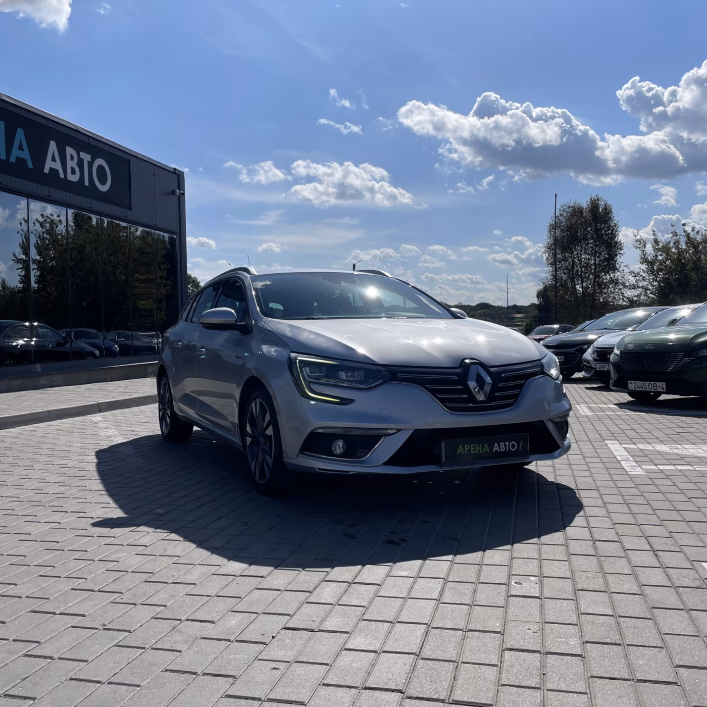 Renault Megane фото 3