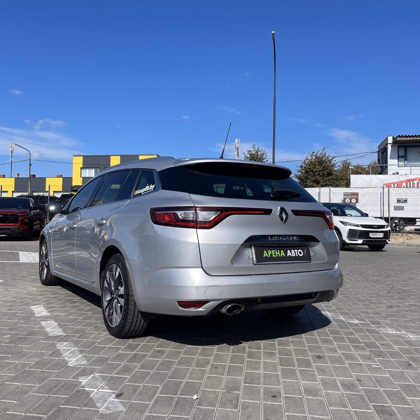 Renault Megane фото 6