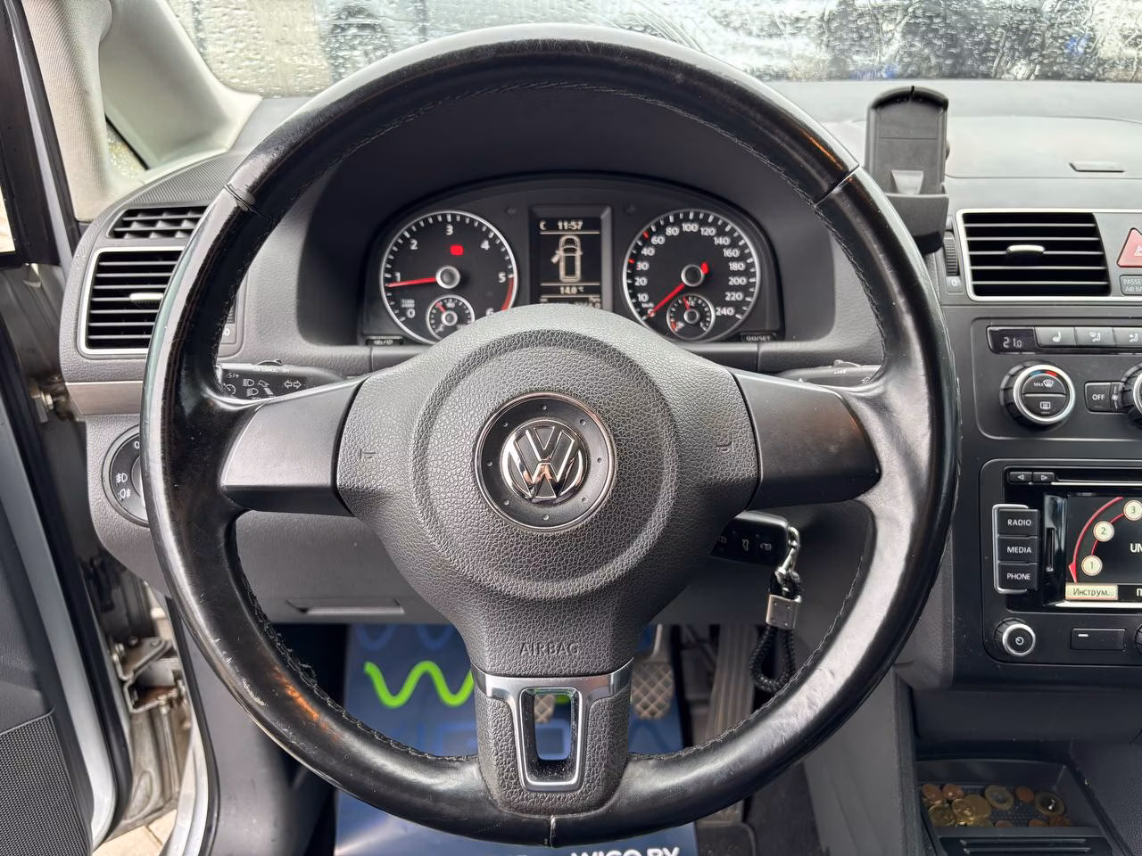 Volkswagen Touran фото 12