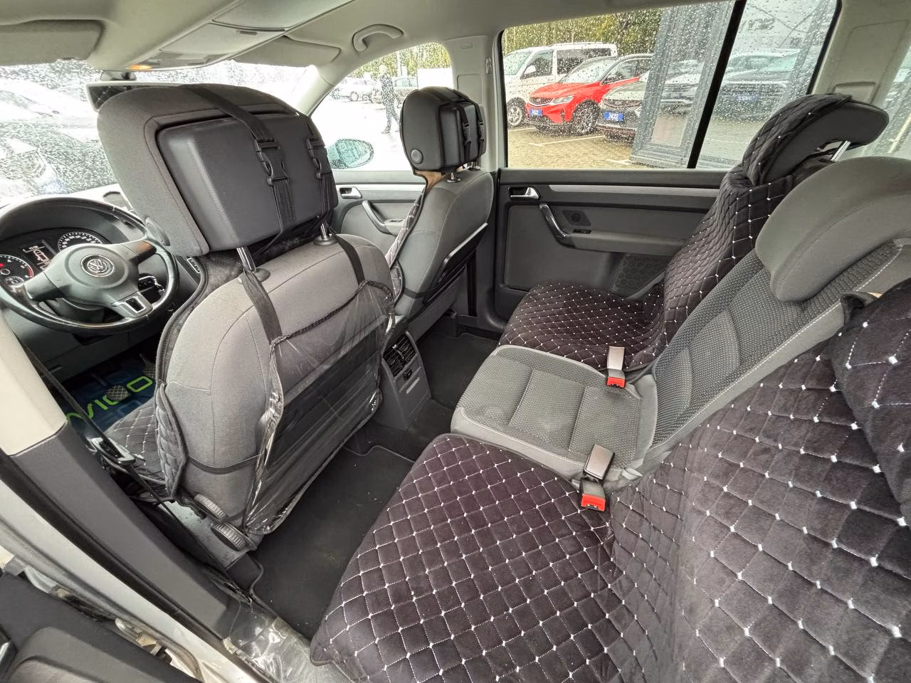 Volkswagen Touran фото 16