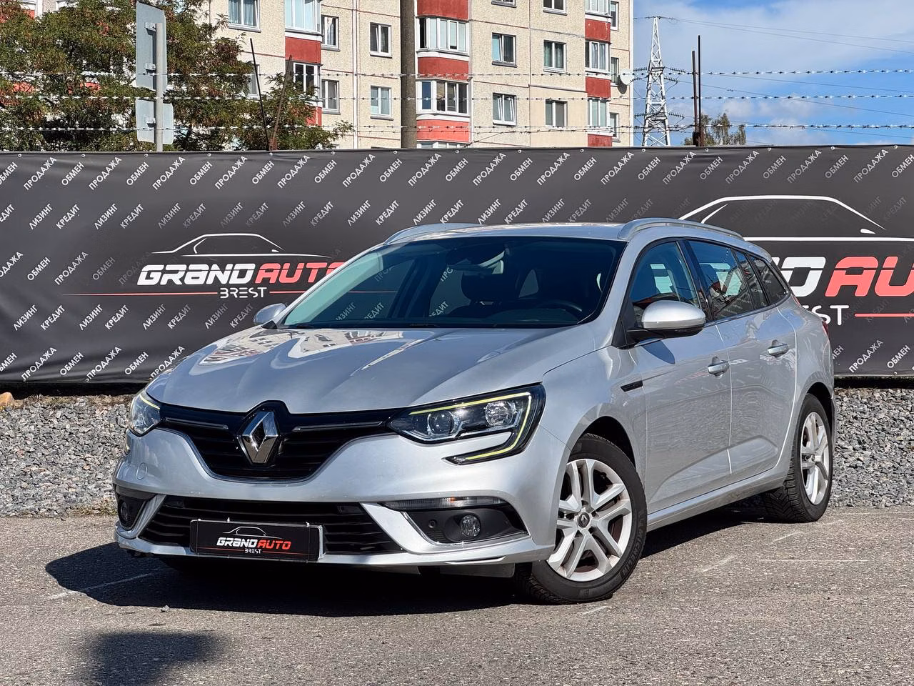 Renault Megane фото 2
