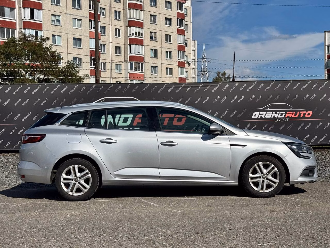 Renault Megane фото 6