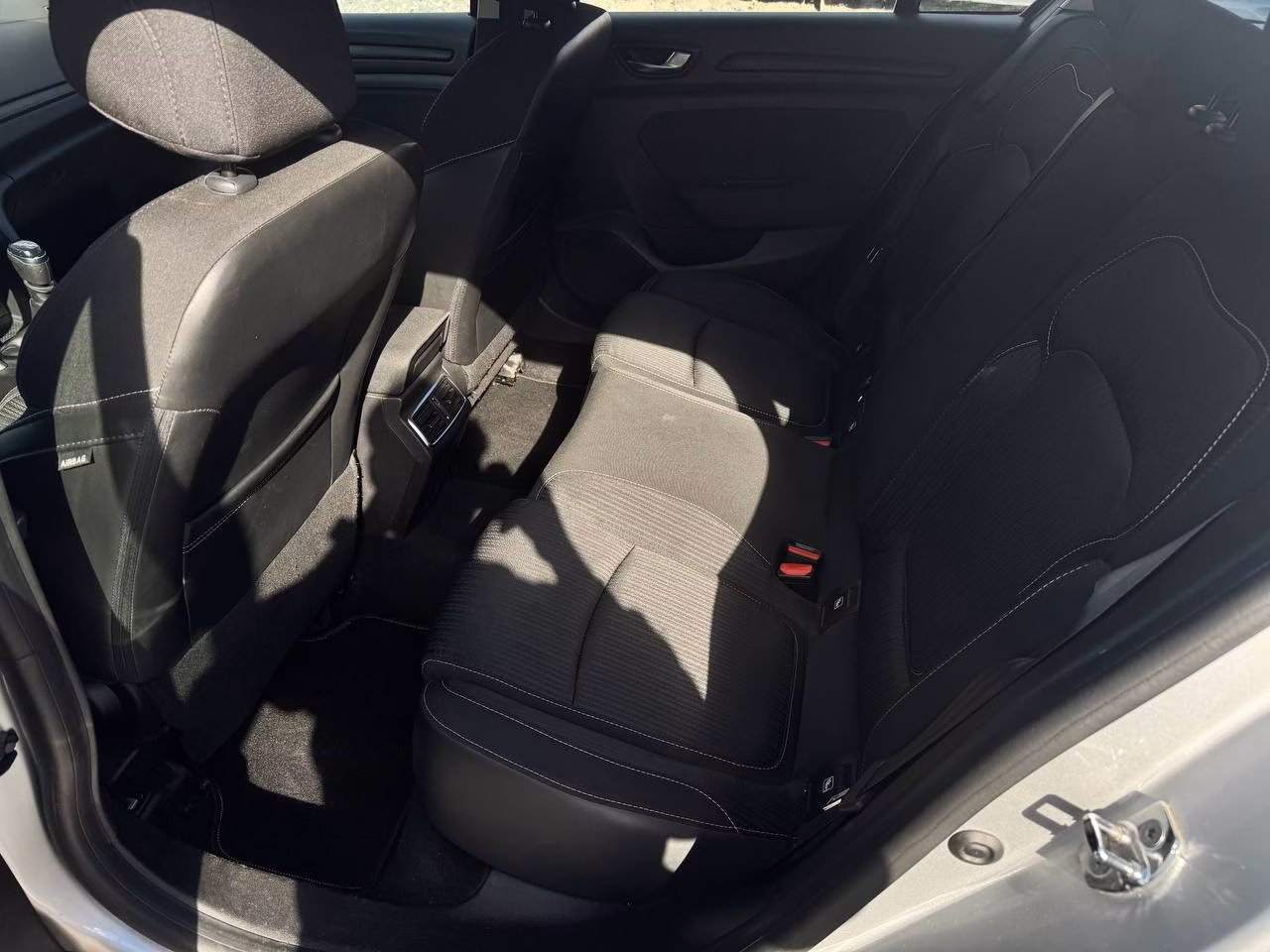 Renault Megane фото 18