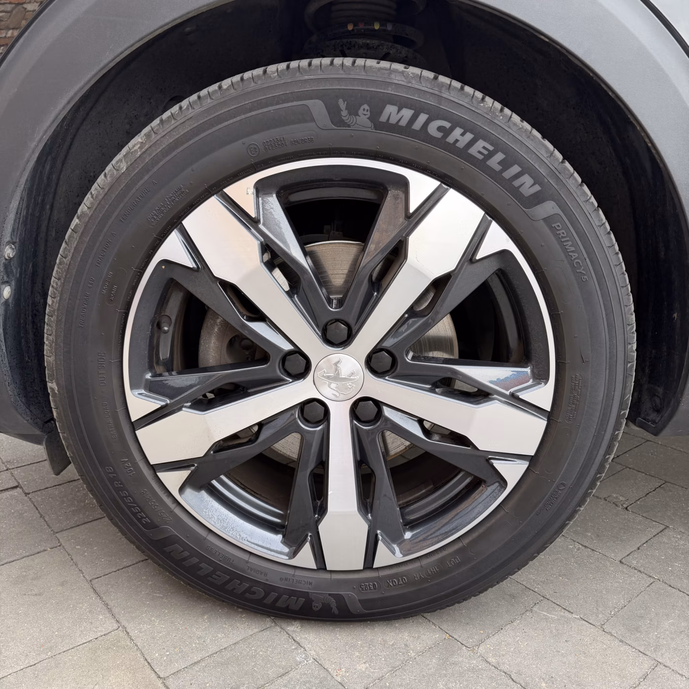 Peugeot 5008 фото 8