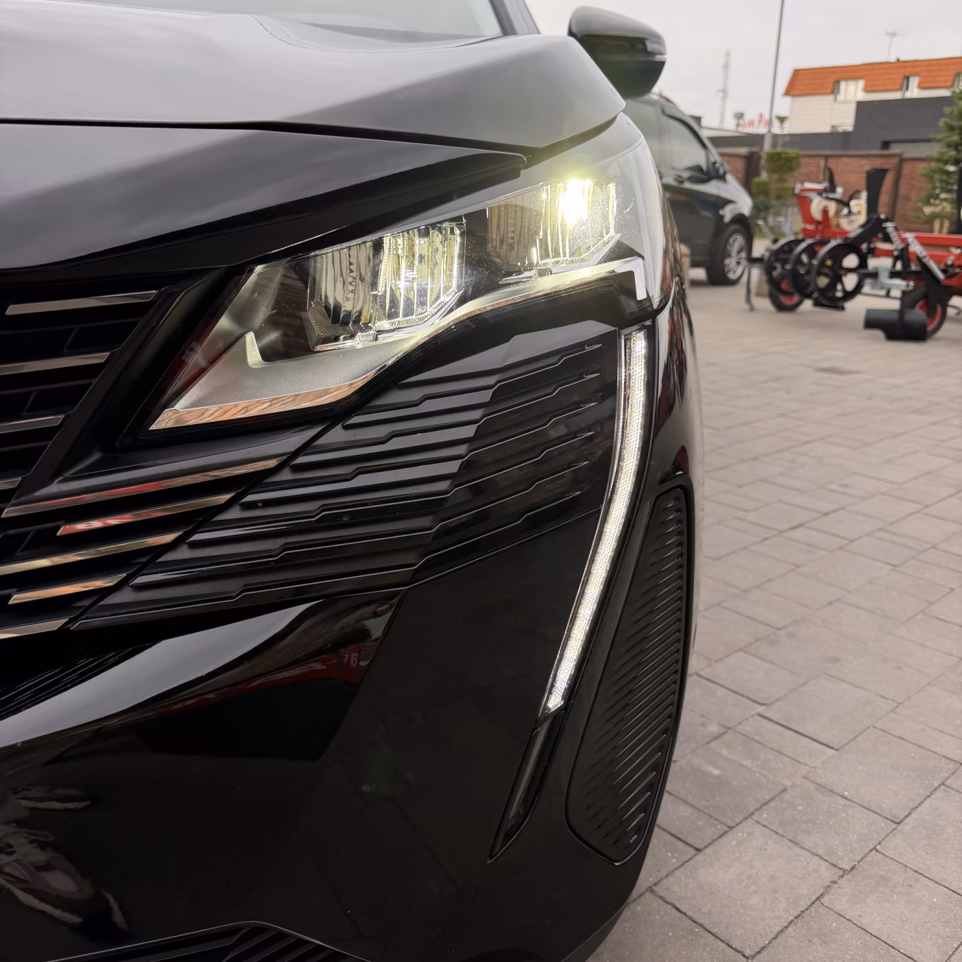 Peugeot 5008 фото 9