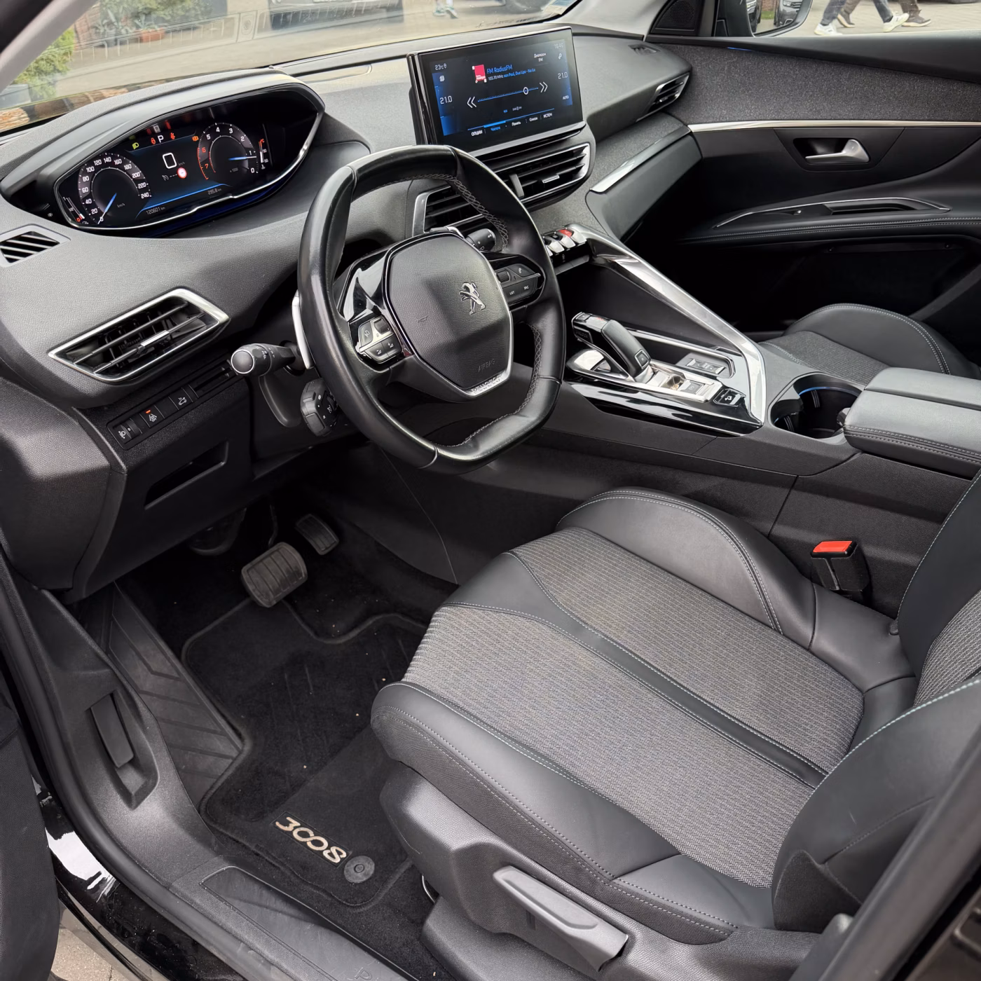 Peugeot 5008 фото 13