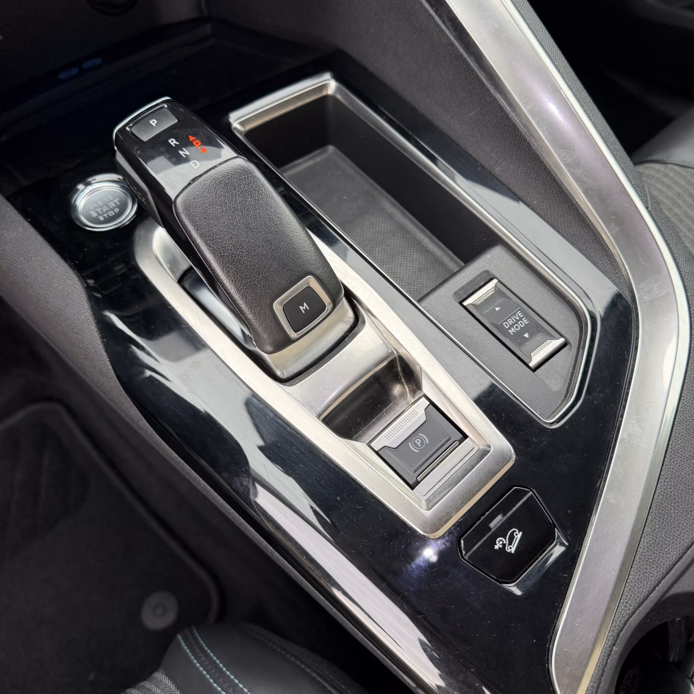 Peugeot 5008 фото 17