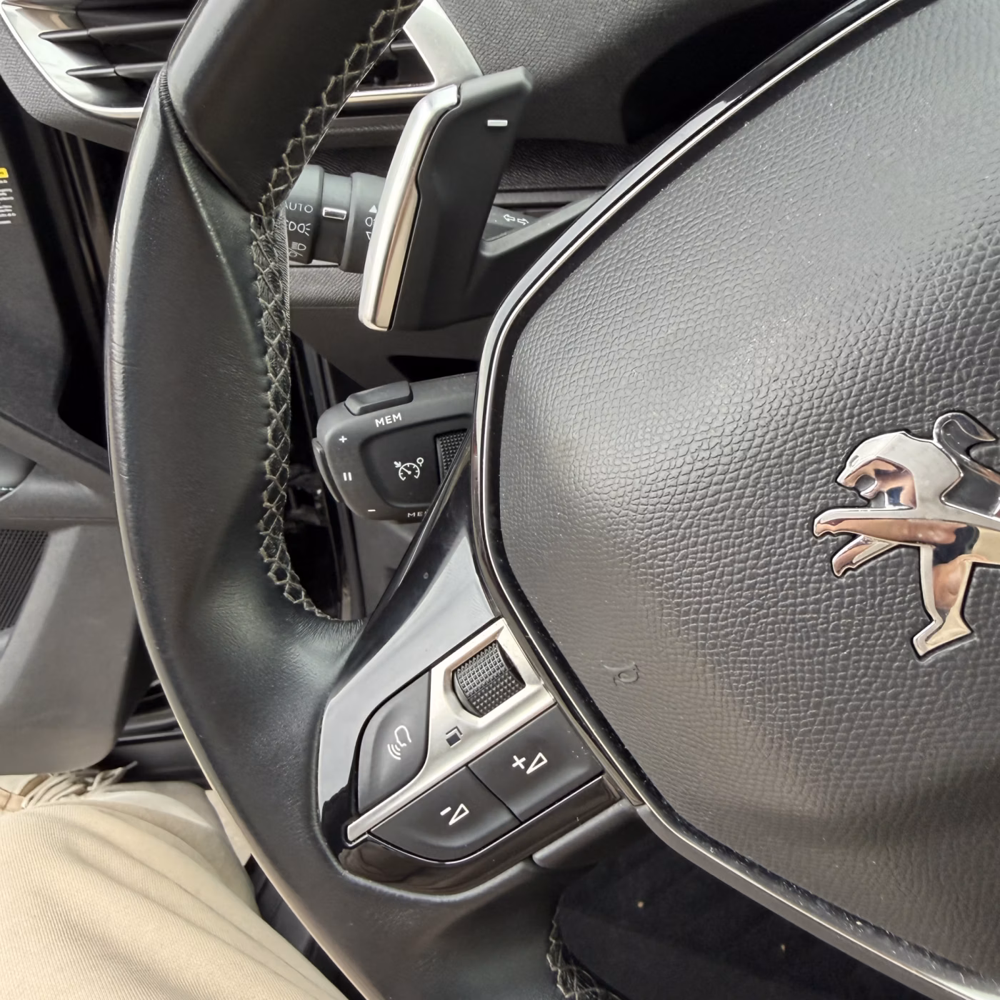 Peugeot 5008 фото 20