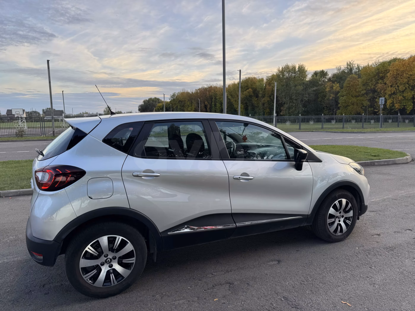 Renault Captur фото 4