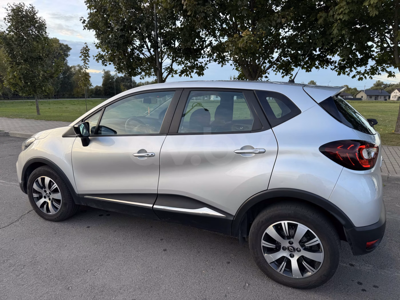 Renault Captur фото 6
