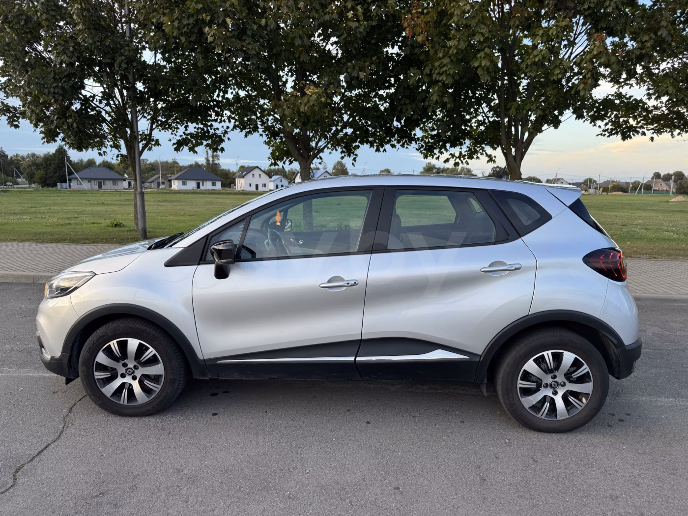 Renault Captur фото 7