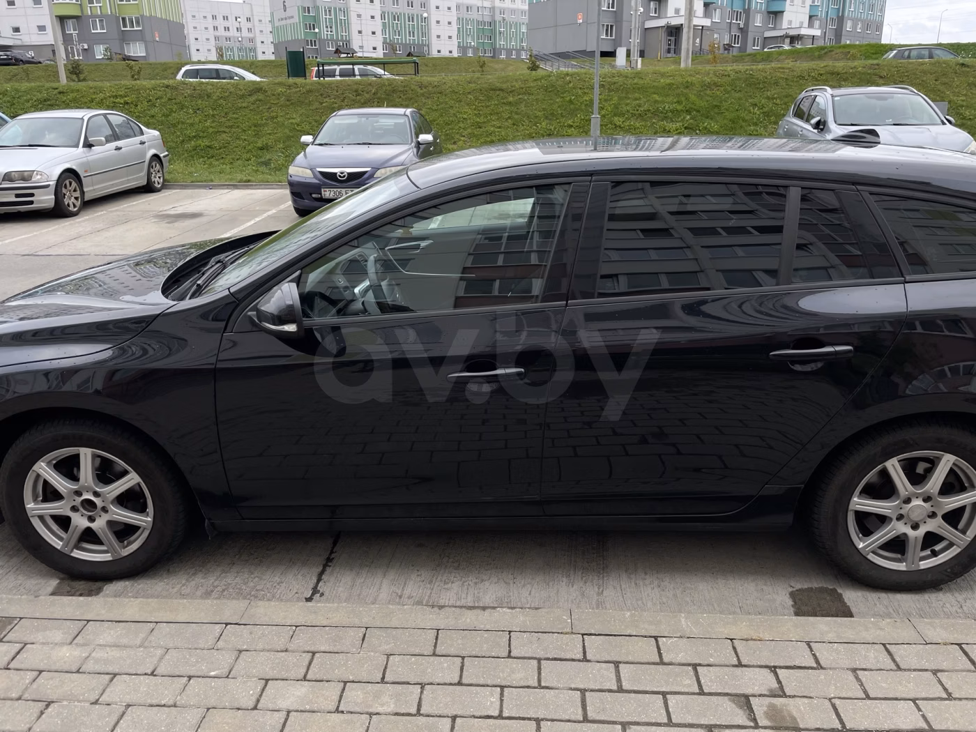Volvo V60 фото 3