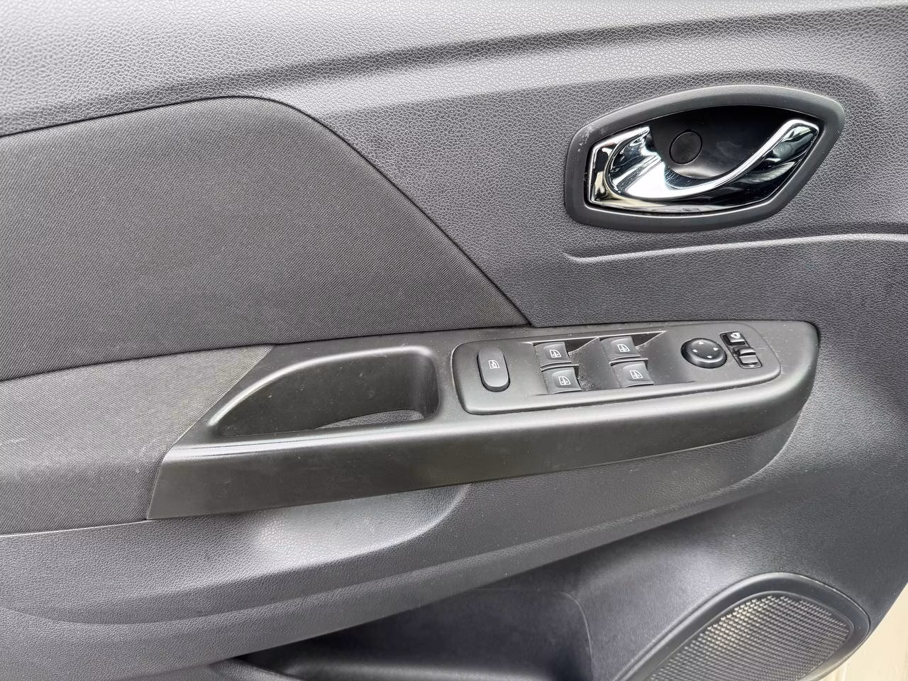 Renault Kaptur фото 16