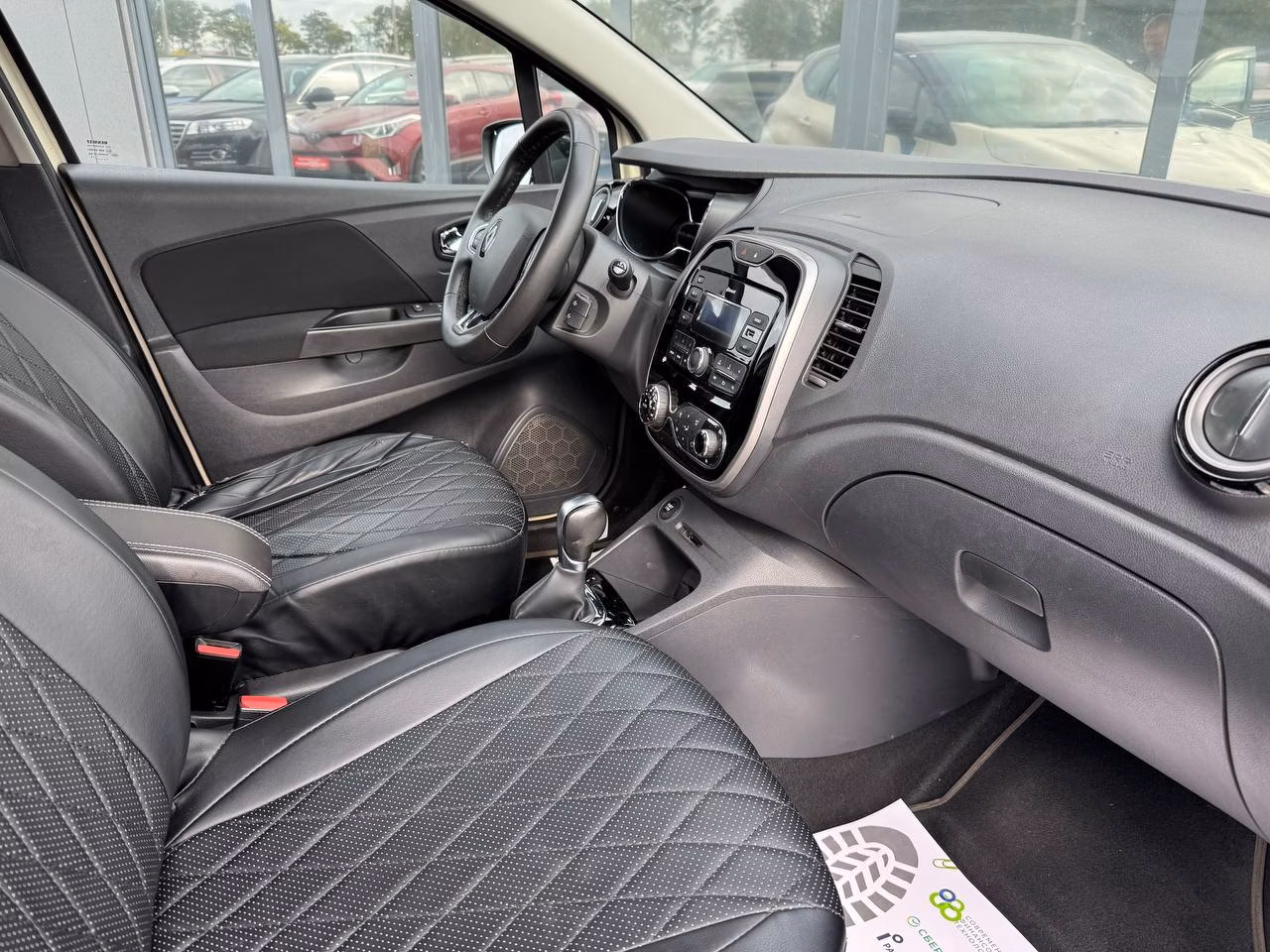 Renault Kaptur фото 19