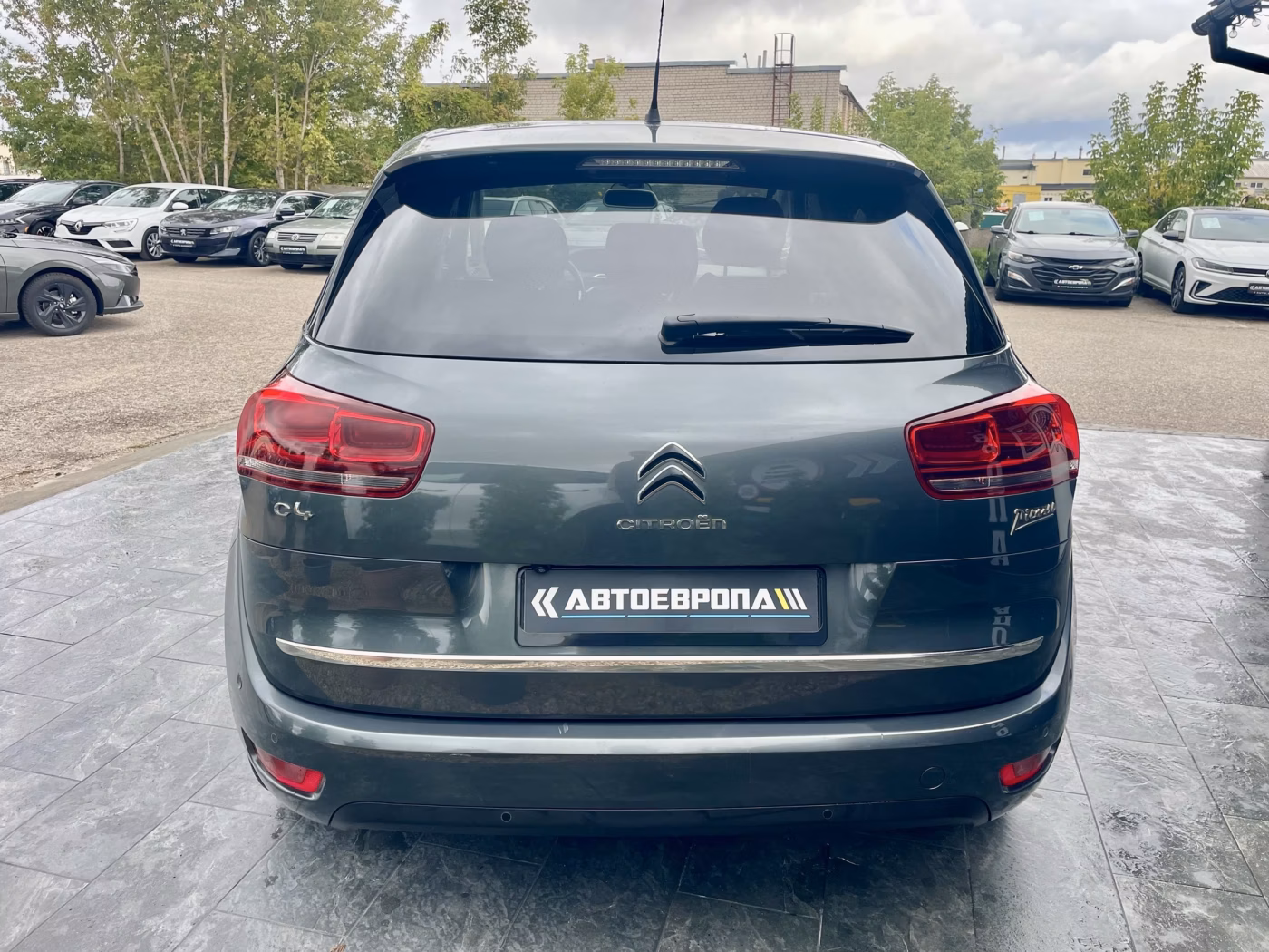 Citroen C4 Picasso фото 6