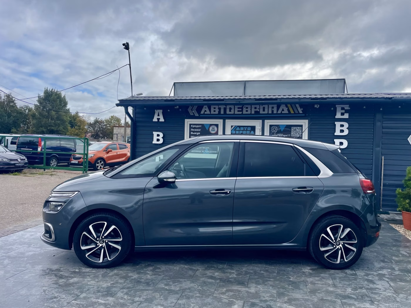 Citroen C4 Picasso фото 8