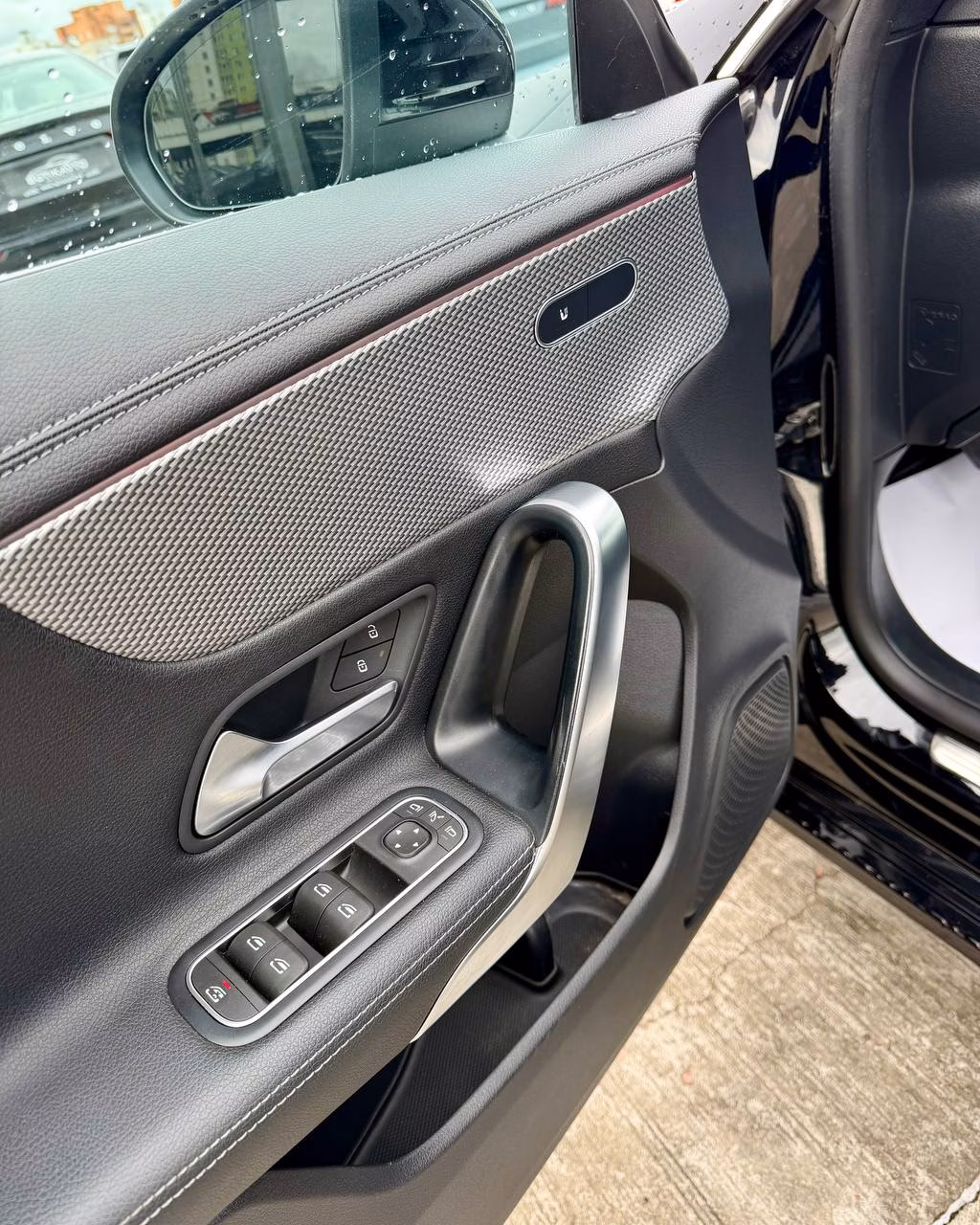 Mercedes-Benz CLA фото 11