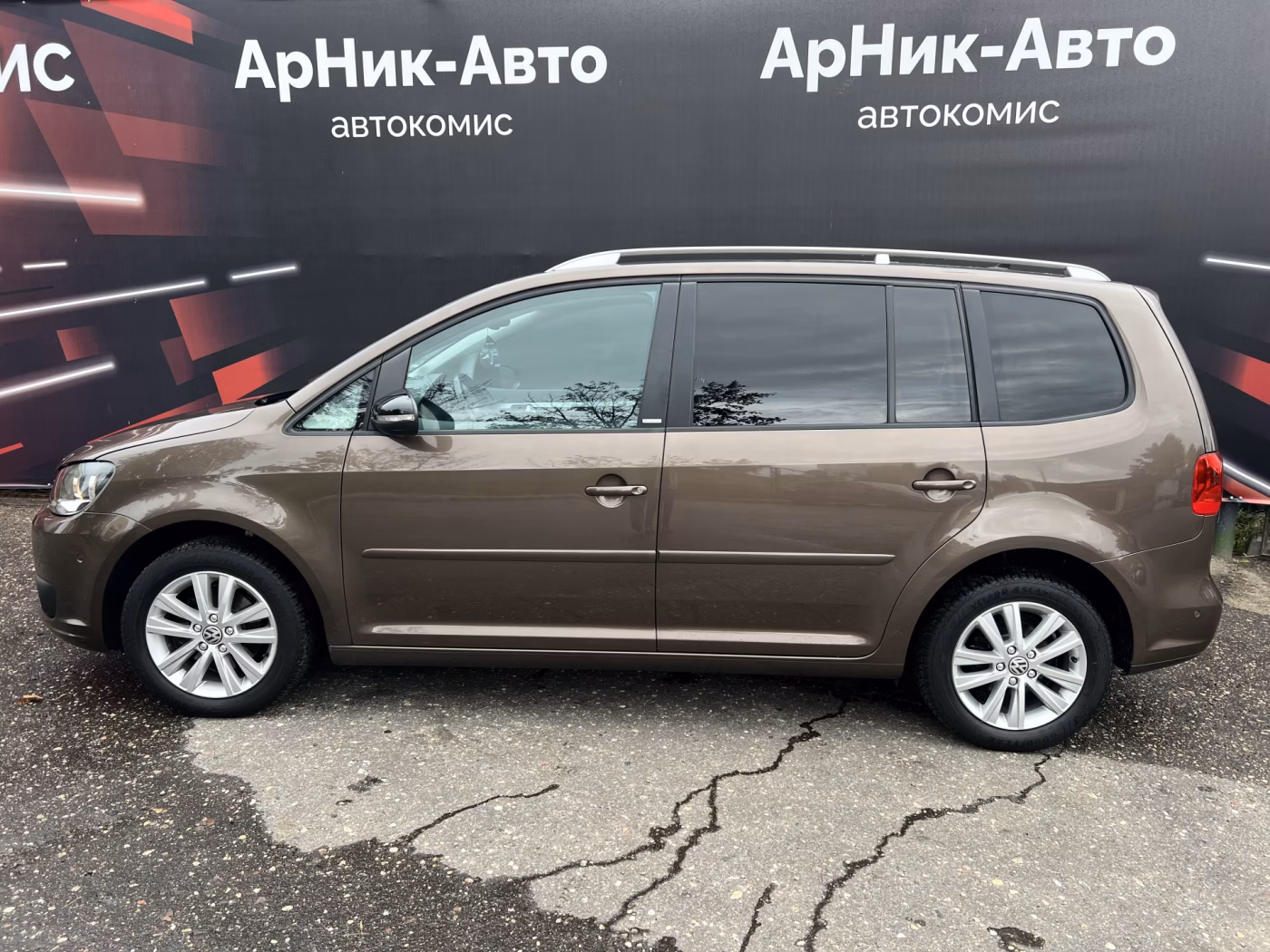 Volkswagen Touran фото 4
