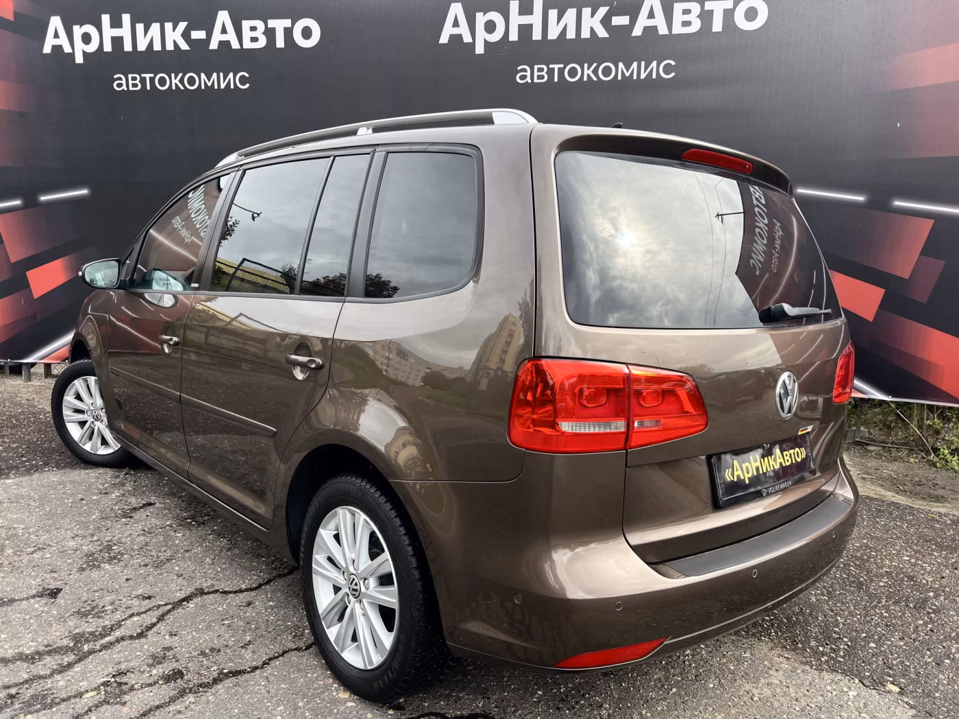 Volkswagen Touran фото 5