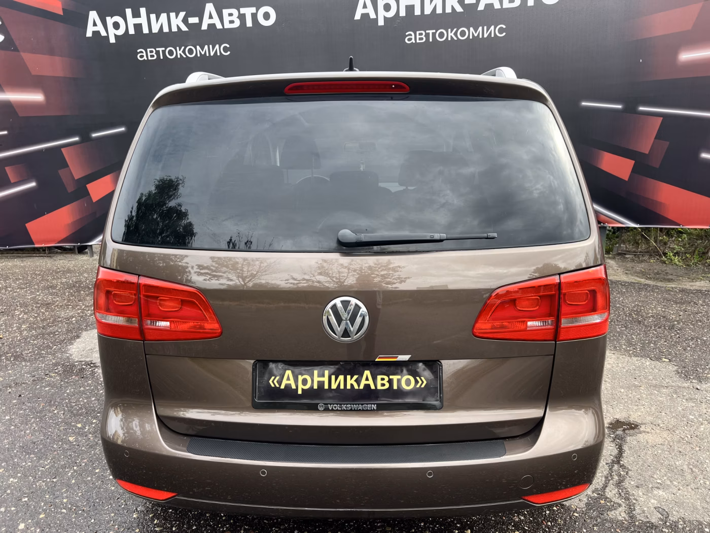 Volkswagen Touran фото 6