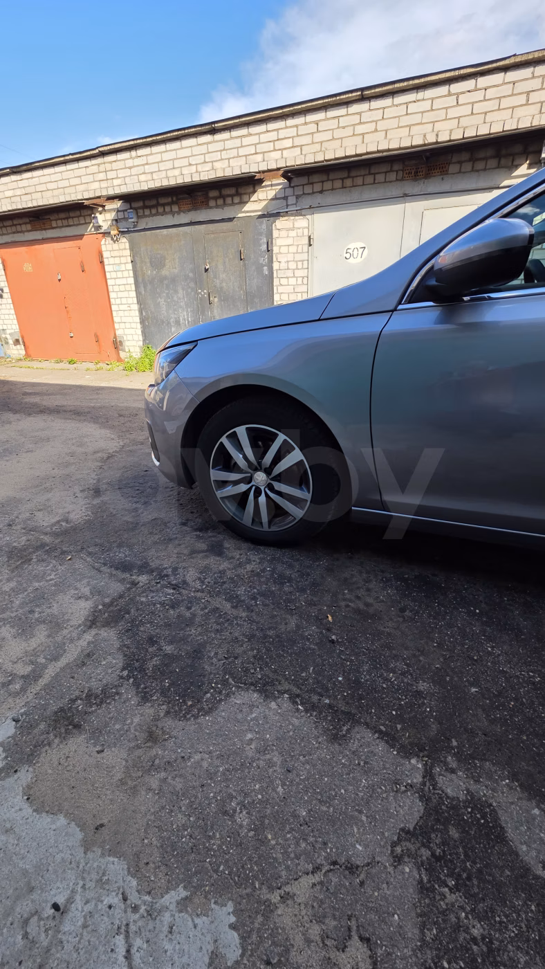 Peugeot 308 фото 5