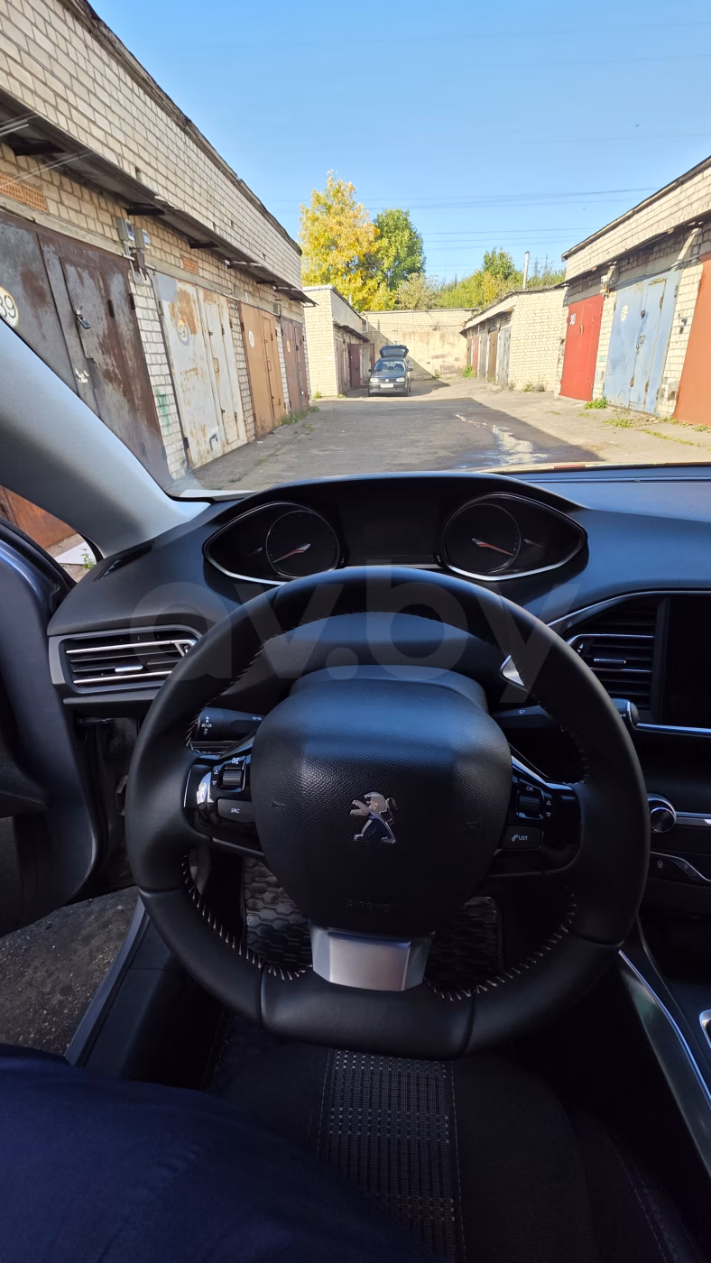 Peugeot 308 фото 16