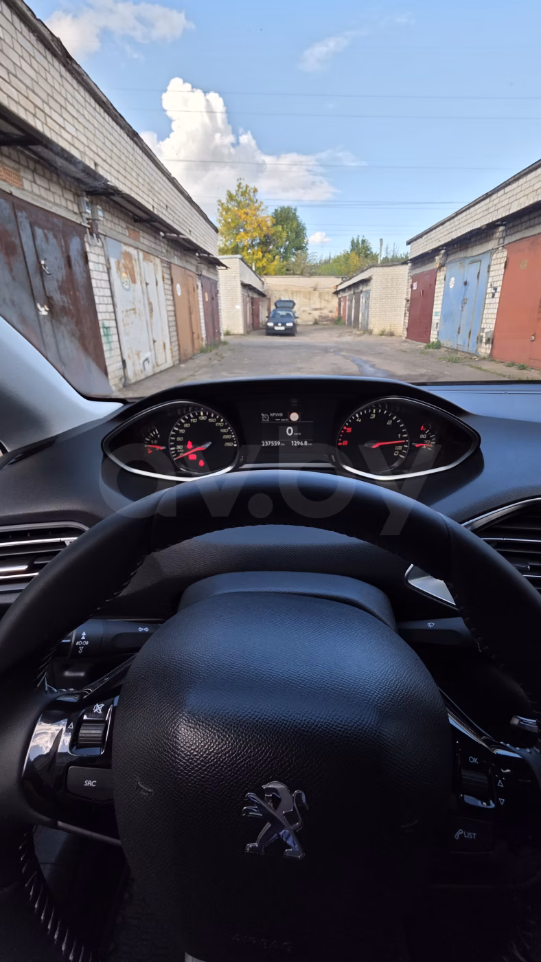 Peugeot 308 фото 18